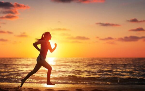 Cum ajută vitamina C la absorbția colagenului pentru articulații? Roluri cheie și recomandări pentru susținerea funcției articulare